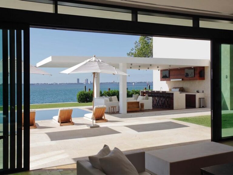 a superb modern home in miami beach florida c71c814