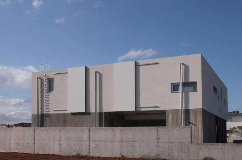 Beautiful and Sustainable House 0614 by Simpraxis Architects beautiful and sustainable house 0614 by simpraxis architects 418a86e