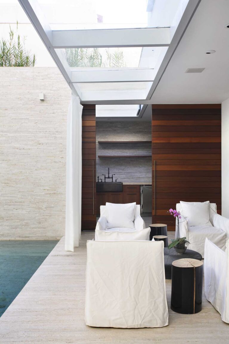 beautiful leblon house by progetto architetura interiores 2745723