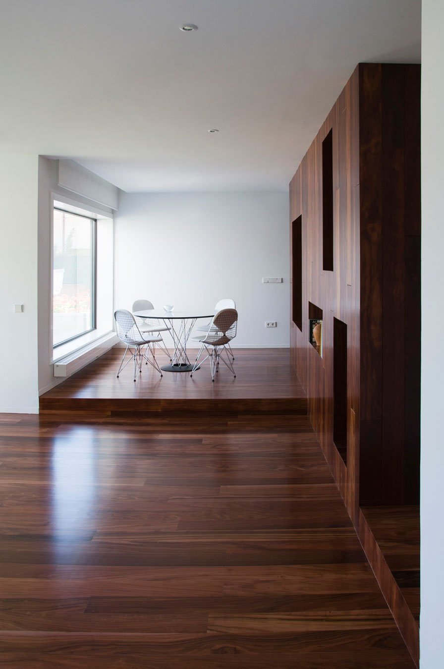 Classy Casa CM28 in Burgos, Spain by Gaztelu Jerez Arquitectos classy casa cm28 in burgos spain by gaztelu jerez arquitectos 3a9ae79