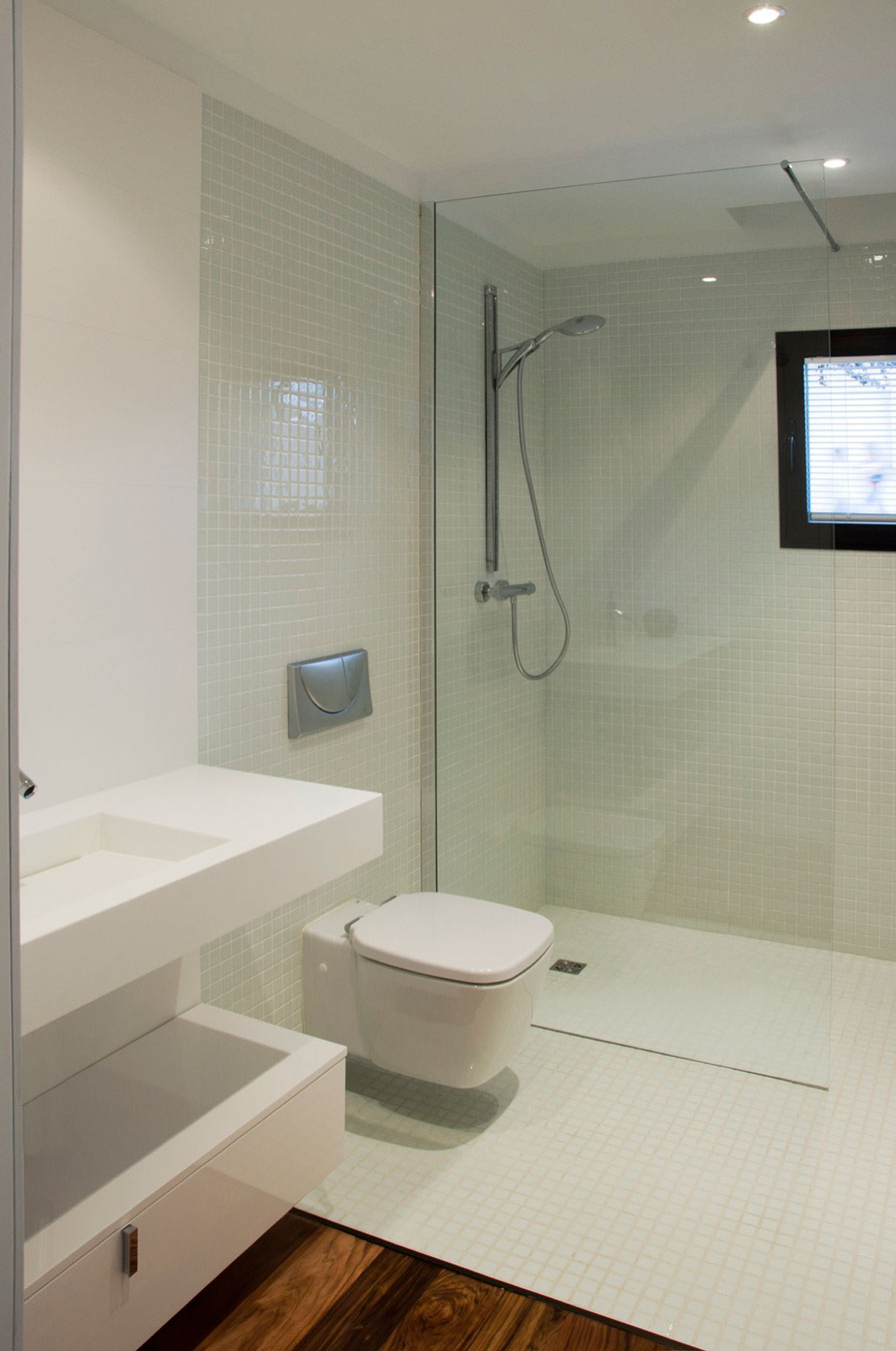 Classy Casa CM28 in Burgos, Spain by Gaztelu Jerez Arquitectos classy casa cm28 in burgos spain by gaztelu jerez arquitectos 5c6c7fa