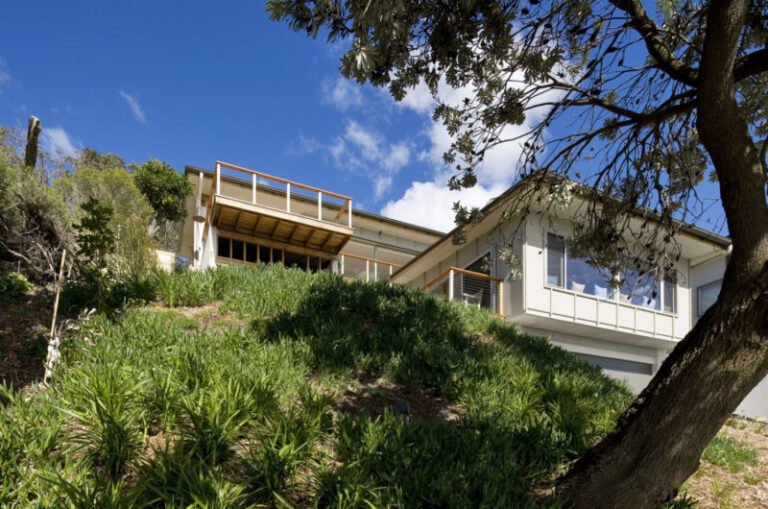 compact seal rocks house 5 by bourne blue architecture ab5eec4