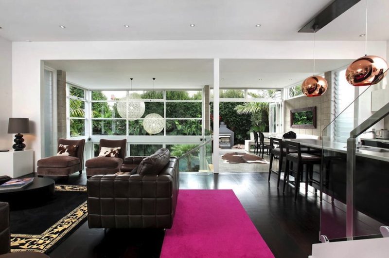 Contemporary Hollywood Glamour in New Zealand Auction contemporary hollywood glamour in new zealand auction 383d75d