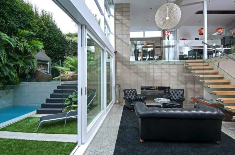 Contemporary Hollywood Glamour in New Zealand Auction contemporary hollywood glamour in new zealand auction 851f432