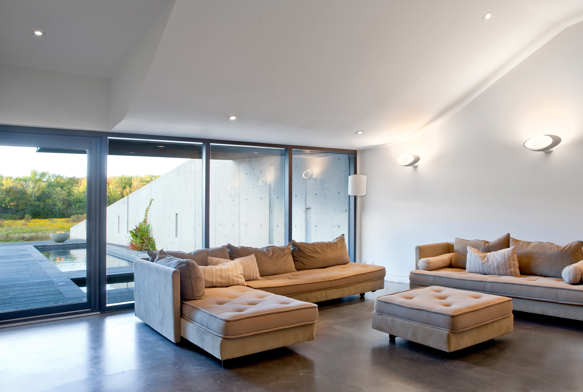 Contemporary Home By Teeple Architects In Port Hope, Canada contemporary home by teeple architects in port hope canada e113561