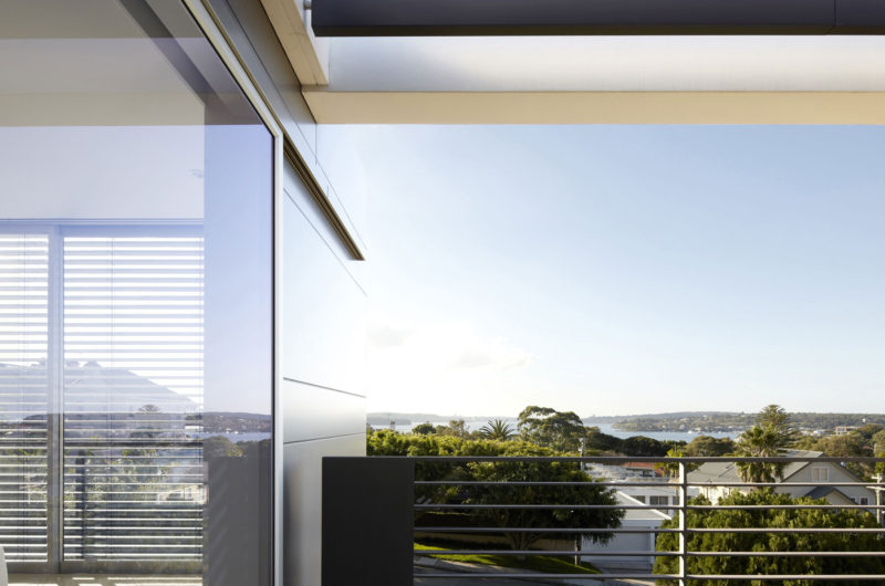 Contemporary Wentworth Rd House by Edward Szewczyk Architects contemporary wentworth rd house by edward szewczyk architects 5735e50