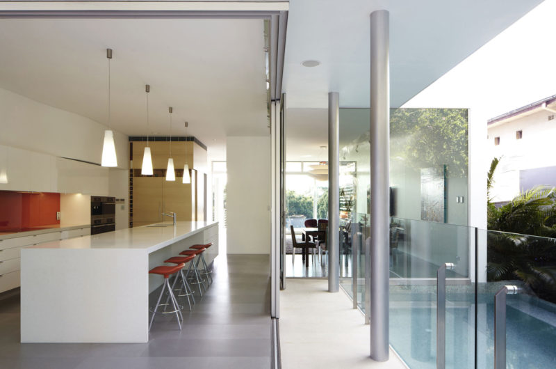 Contemporary Wentworth Rd House by Edward Szewczyk Architects contemporary wentworth rd house by edward szewczyk architects 9bd879d