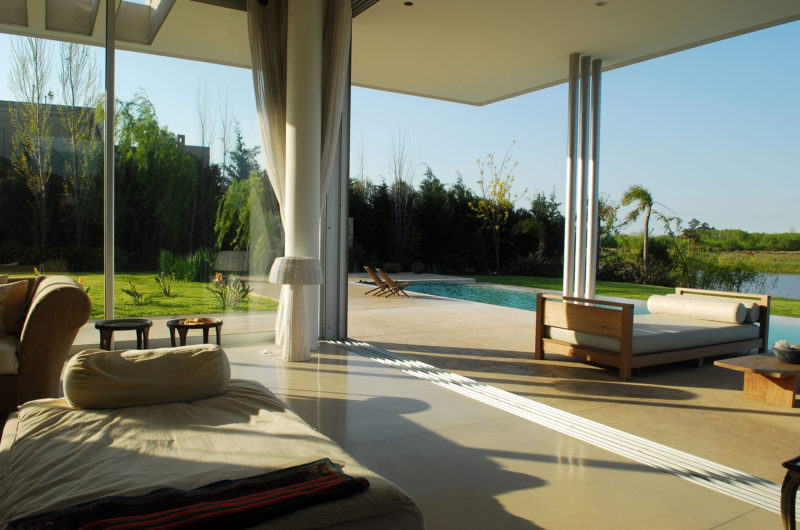 Coquettish Agua House by Barrionuevo Sierchuk Arquitectas coquettish agua house by barrionuevo sierchuk arquitectas 90a94c9