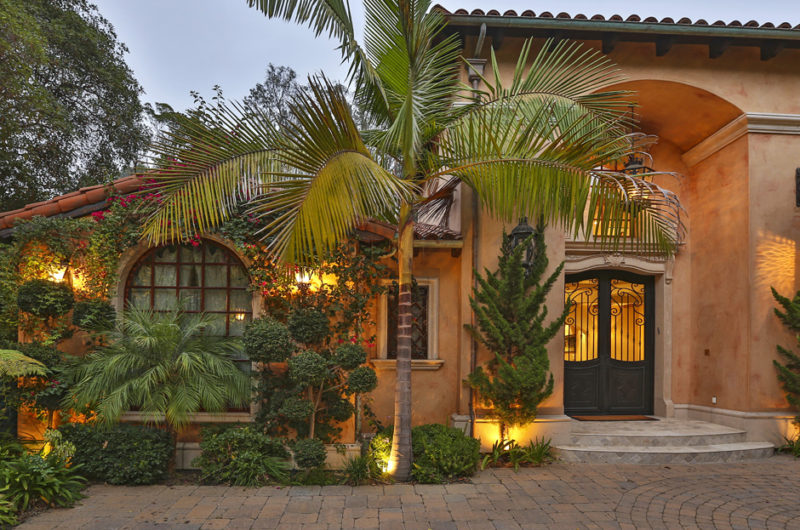 Extravagant Italian Villa in Beverly Hills, California extravagant italian villa in beverly hills california 6f8ac9a