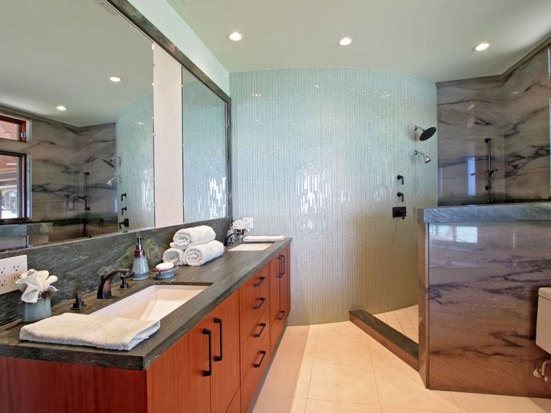 Gorgeous North Shore Beachfront Residence in Paia, Hawaii gorgeous north shore beachfront residence in paia hawaii 4d1c35a