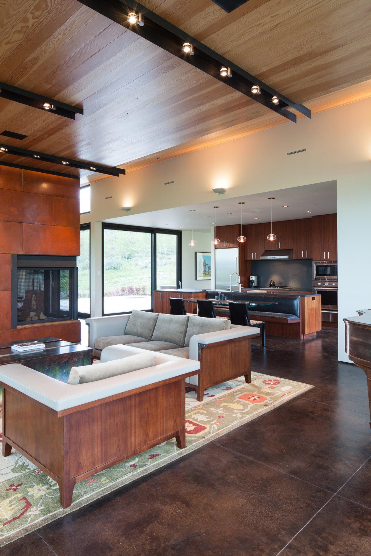 Hilltop Gros Residence by Stephen Dynia Architects hilltop gros residence by stephen dynia architects 02fb283