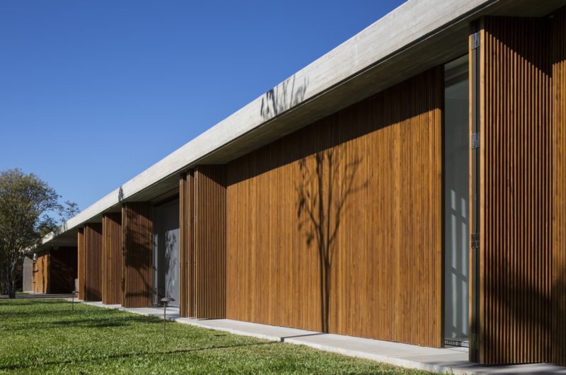 Inviting MM House by Studio MK 27 – Marcio Kogan + Maria Cristina Motta inviting mm house by studio mk 27 marcio kogan maria cristina motta 3acc835