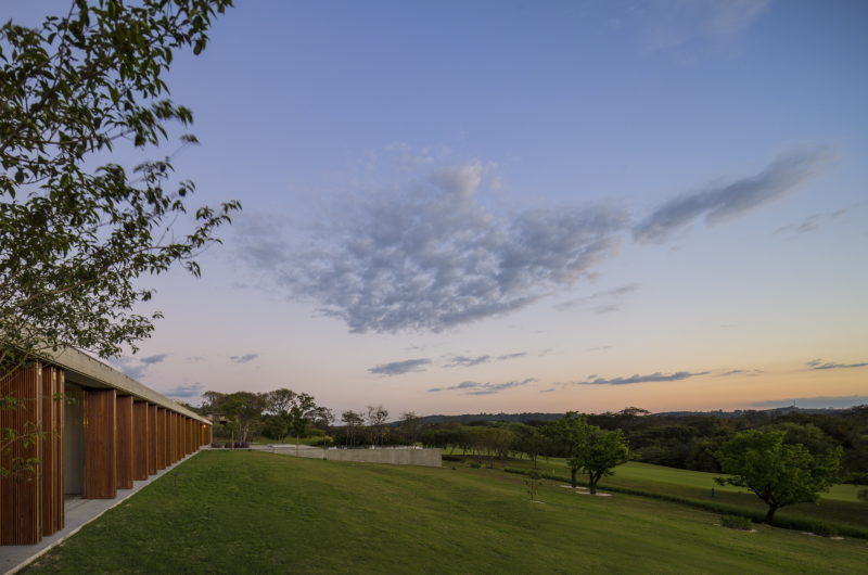 Inviting MM House by Studio MK 27 – Marcio Kogan + Maria Cristina Motta inviting mm house by studio mk 27 marcio kogan maria cristina motta 6360b41