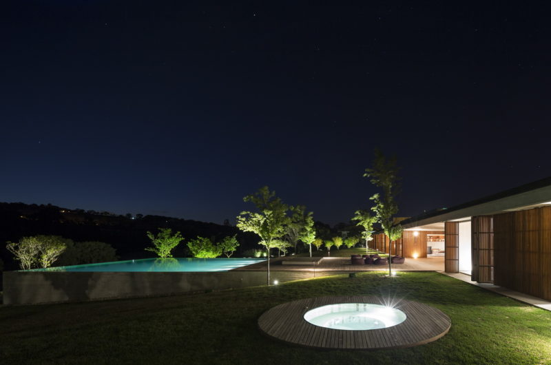 Inviting MM House by Studio MK 27 – Marcio Kogan + Maria Cristina Motta inviting mm house by studio mk 27 marcio kogan maria cristina motta 8ab2d29