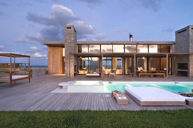 La Boyita Luxury Residence by Martin Gomez Arquitectos la boyita luxury residence by martin gomez arquitectos 7610c6e