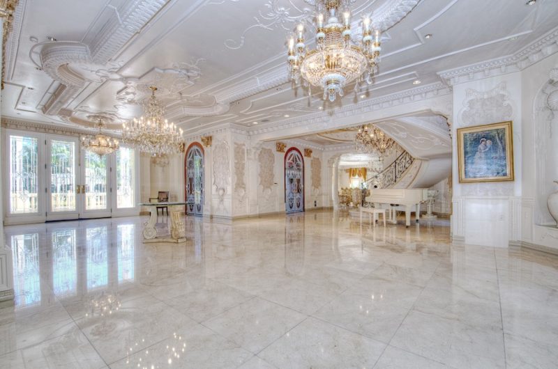 Lavish Chateau d'Or in Los Angeles, California lavish chateau dor in los angeles california 45a1eec