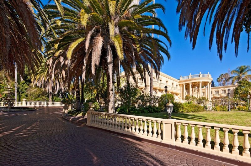 Lavish Chateau d'Or in Los Angeles, California lavish chateau dor in los angeles california f70652e