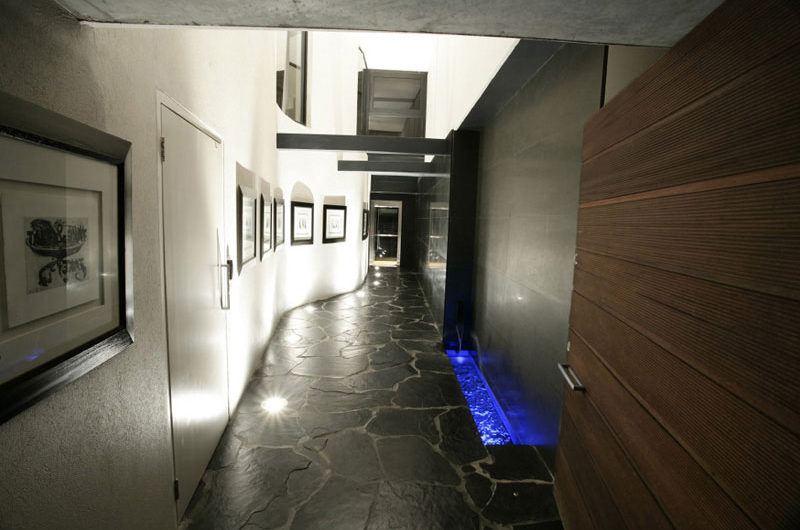 Lavish Mwanzoleo Residence in Cape Town lavish mwanzoleo residence in cape town 70ef888