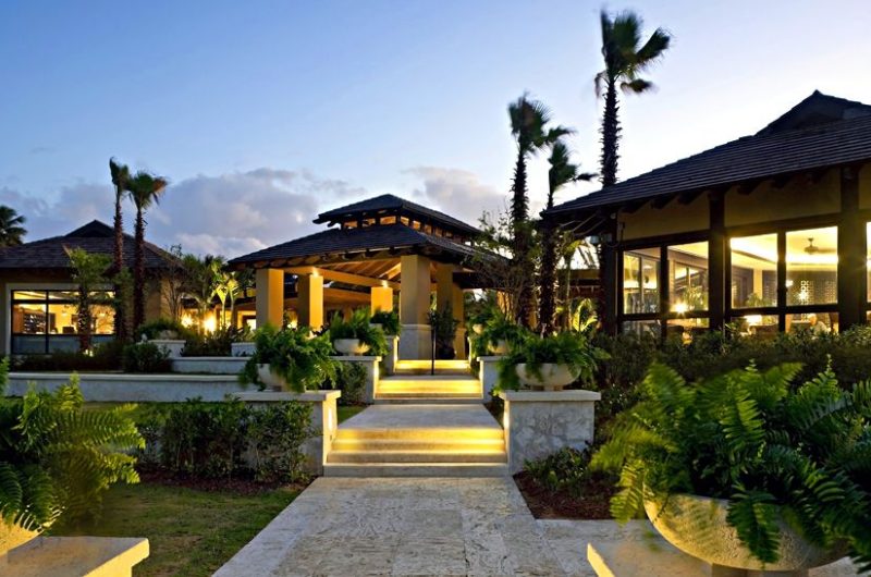 Luxurious St. Regis Bahia Beach Resort, Puerto Rico luxurious st regis bahia beach resort puerto rico 94511dc