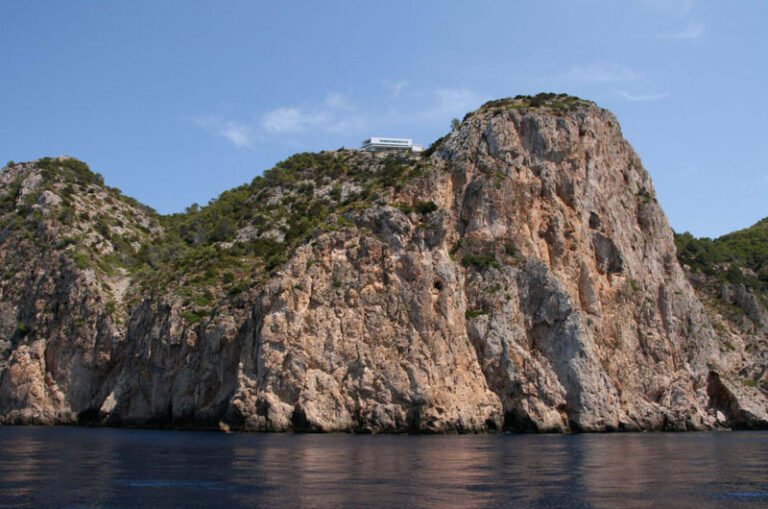 modern aibs house in ibiza spain f7ac39c