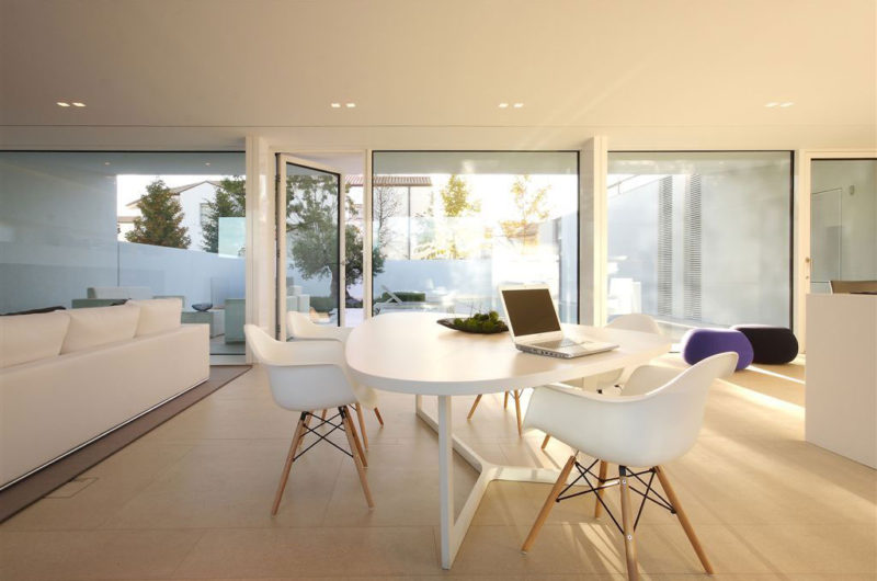 Modern Jesolo Lido Pool Villa Designed by JM Architecture modern jesolo lido pool villa designed by jm architecture 8c23700