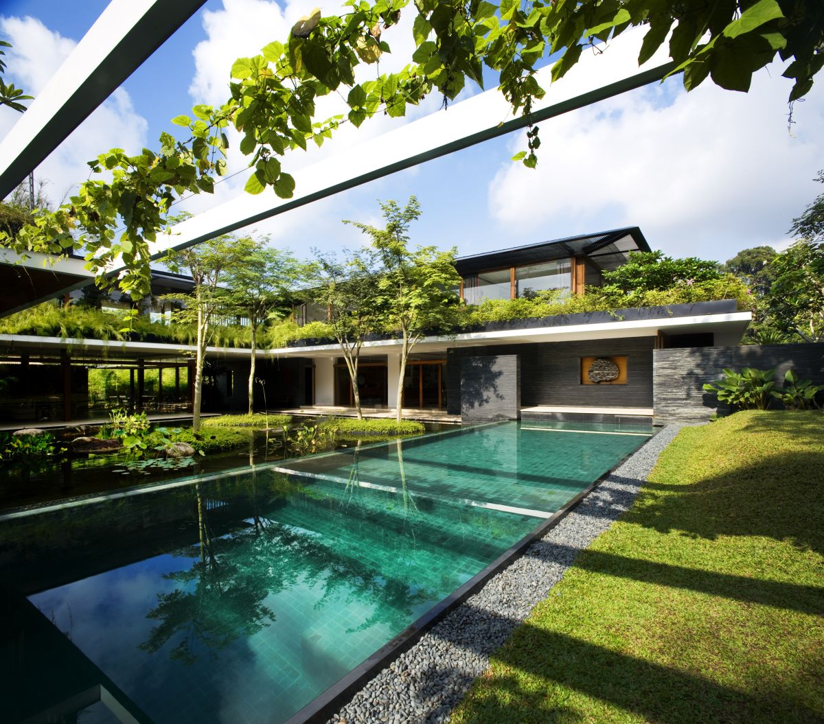 Nature-Friendly Cluny House by Guz Architects nature friendly cluny house by guz architects 5094db1