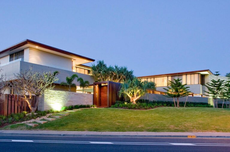 outstanding albatross residence in queensland 7395d2c