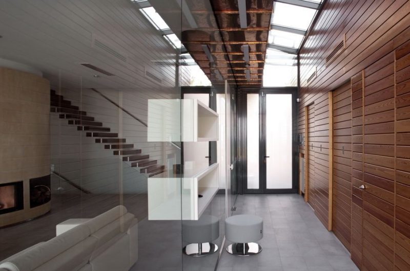 Perfect Water Patio House by Drozdov & Partners perfect water patio house by drozdov partners 5bf1188