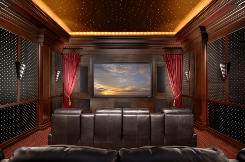 Pompous Former Bachelor Canada Mansion on a Special Offer pompous former bachelor canada mansion on a special offer 2e73a39