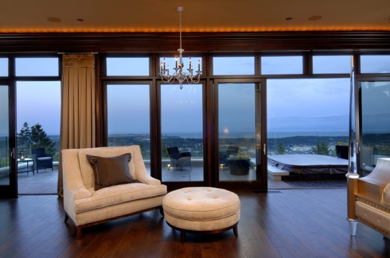 Pompous Former Bachelor Canada Mansion on a Special Offer pompous former bachelor canada mansion on a special offer a97498f