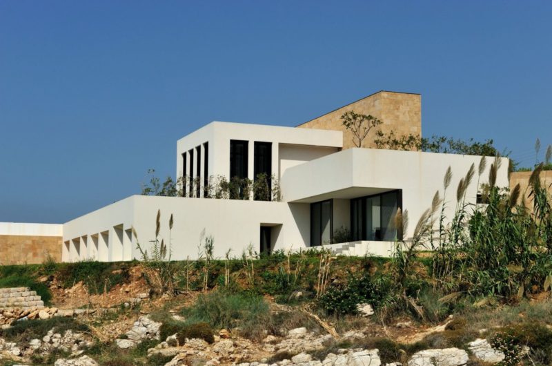 Rugged Fidar Beach House by Raëd Abillama Architects rugged fidar beach house by rad abillama architects 2a20043