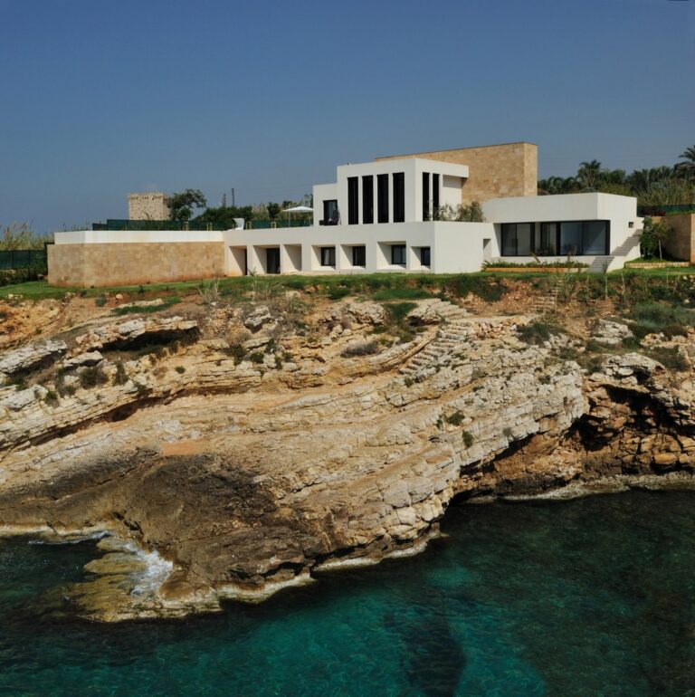 rugged fidar beach house by rad abillama architects 8c684b5