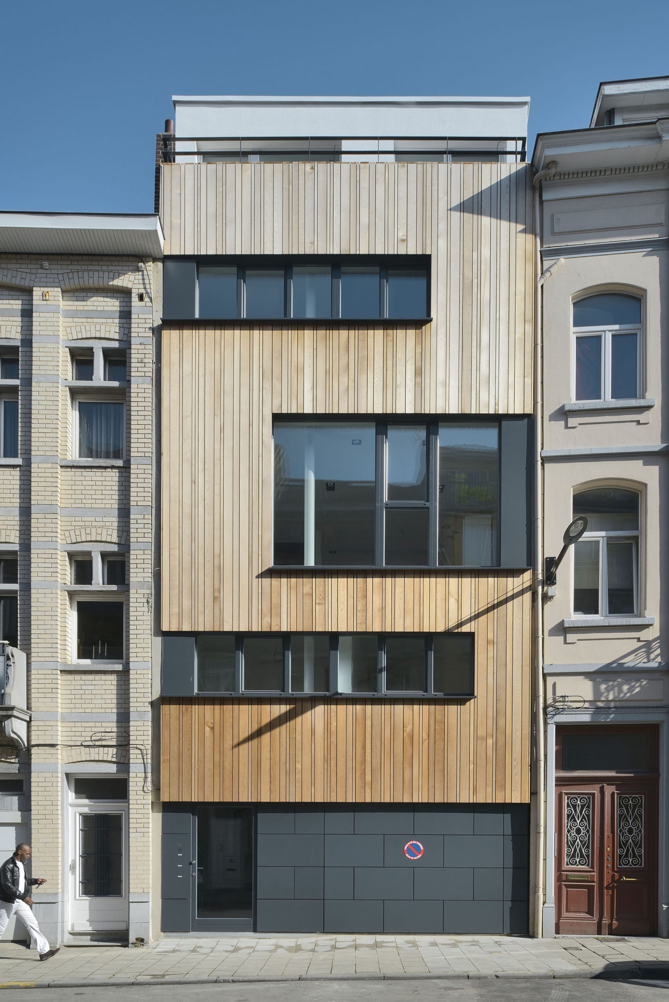 Serpentin 34 House In Ixelles, Belgium serpentin 34 house in ixelles belgium 4e13d91