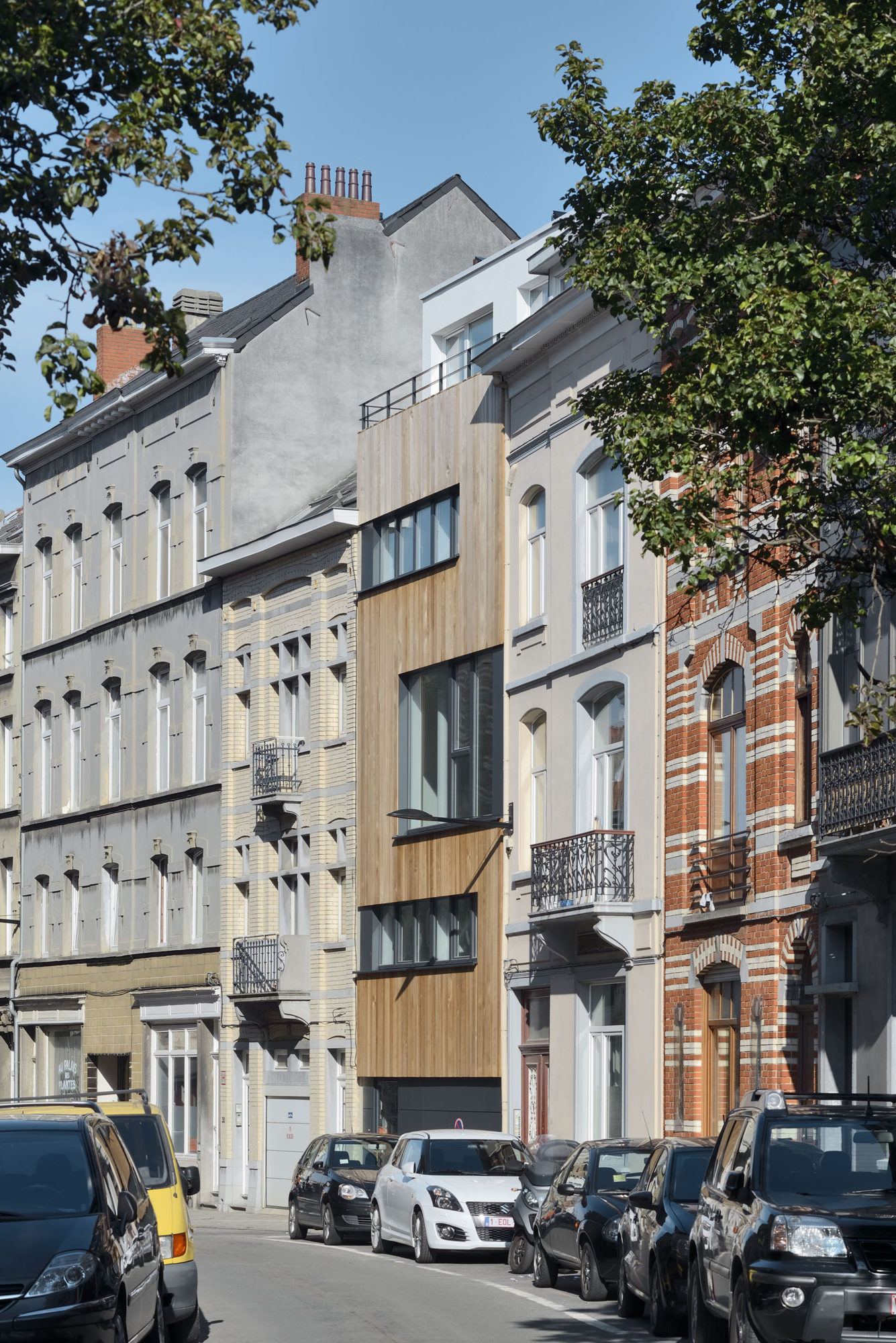 Serpentin 34 House In Ixelles, Belgium serpentin 34 house in ixelles belgium ddd9f5b