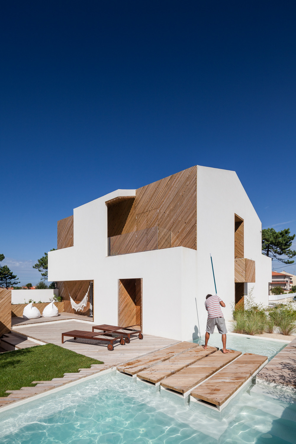 SilverWoodHouse In Mindelo, Portugal silverwoodhouse in mindelo portugal 6c9b4e2