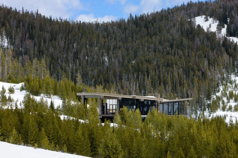 sophisticated lower foxtail residence by reid smith architects teton heritage builders 52b0561
