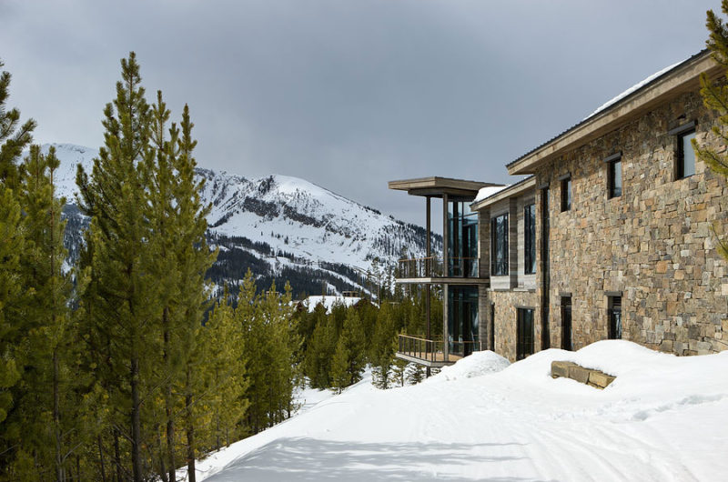 Sophisticated Lower Foxtail Residence by Reid Smith Architects & Teton Heritage Builders sophisticated lower foxtail residence by reid smith architects teton heritage builders c6f3f28