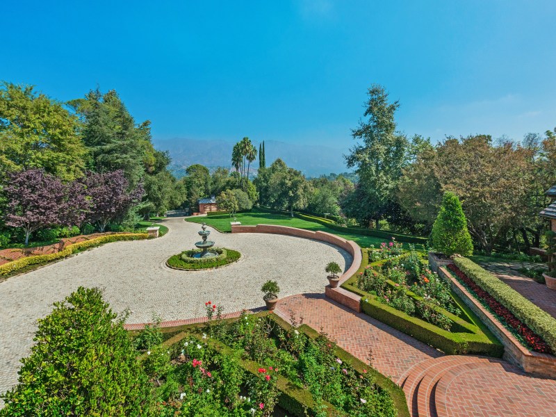 Spectacular French Normandy Home in California, USA spectacular french normandy home in california usa 52c1119