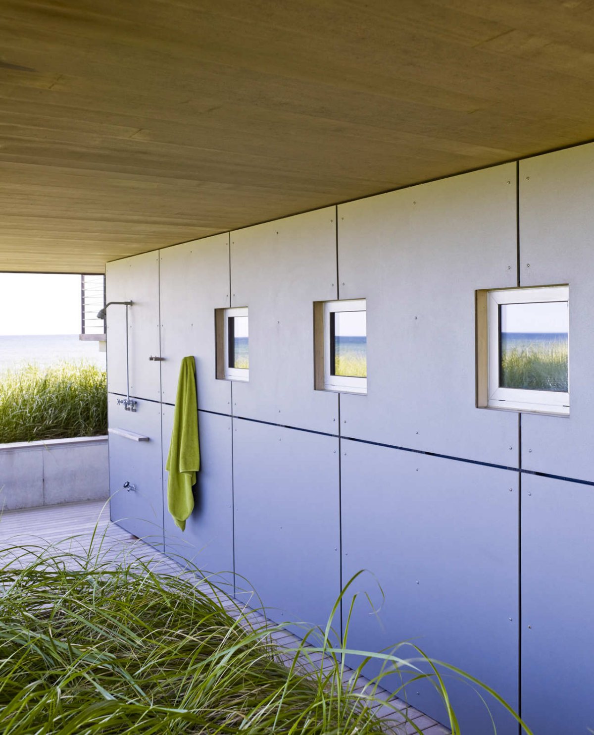 Stately Surfside House by Stelle Architects stately surfside house by stelle architects 4284ee0