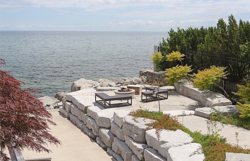 Stunning Lakefront Home In Mississauga, Ontario, Canada stunning lakefront home in mississauga ontario canada 7c10e44