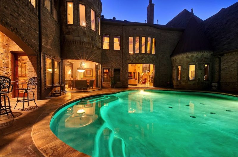 Superb Fit For Royalty Property superb fit for royalty property 516576b