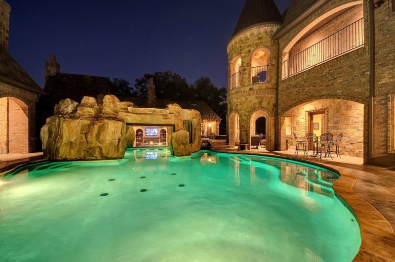 Superb Fit For Royalty Property superb fit for royalty property e6291ff