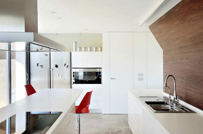 The Contemporary Ripolles-Manrique House in Spain the contemporary ripolles manrique house in spain 0e2646f