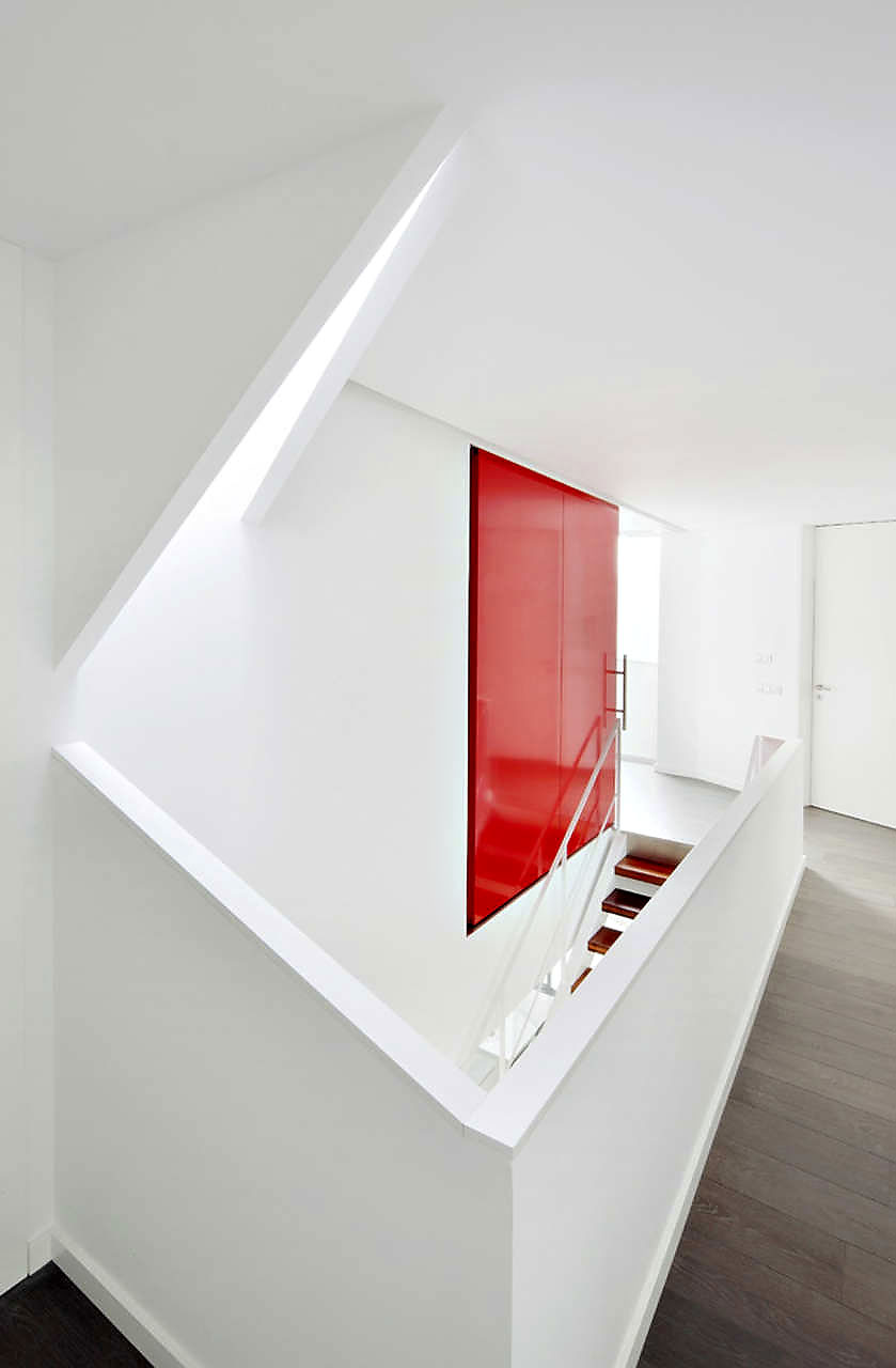 The Contemporary Ripolles-Manrique House in Spain the contemporary ripolles manrique house in spain 24e2c38