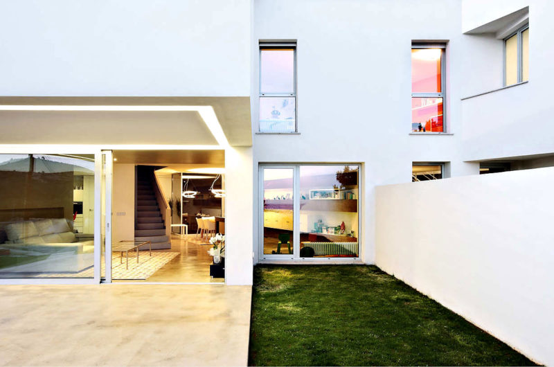 The Contemporary Ripolles-Manrique House in Spain the contemporary ripolles manrique house in spain 7c3a5f6