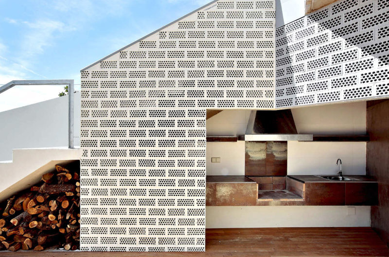 The Contemporary Ripolles-Manrique House in Spain the contemporary ripolles manrique house in spain e553fc2