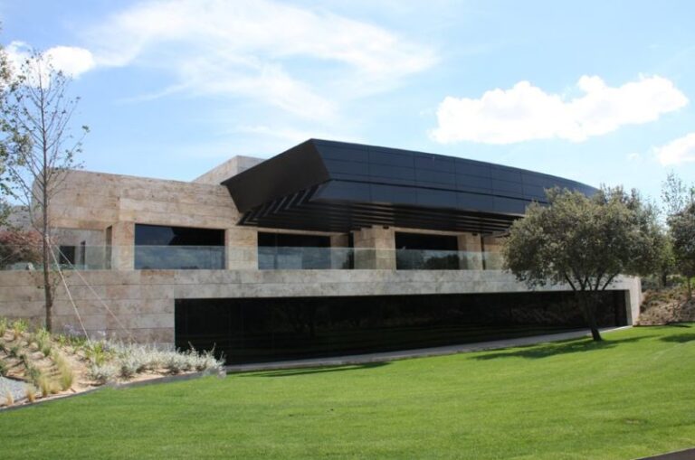 the must have house in pozuelo de alarcn by a cero architects ac1bc32