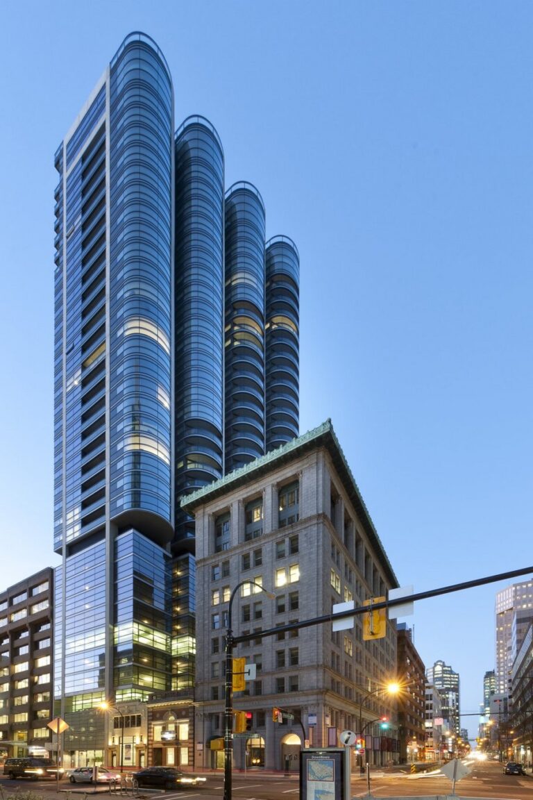 the spectacular jameson house tower in vancouver 3615c56