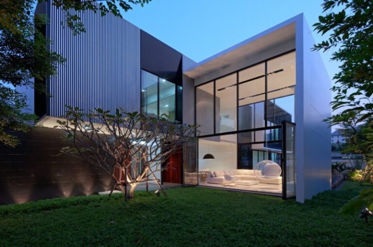 traditional thai yak01 house by ayutt and associates design 512f1e1