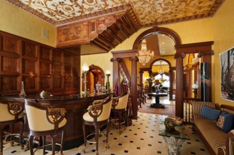 tremendous chapel hill mansion in ny b521155